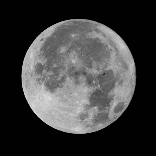 Full Moon ISS